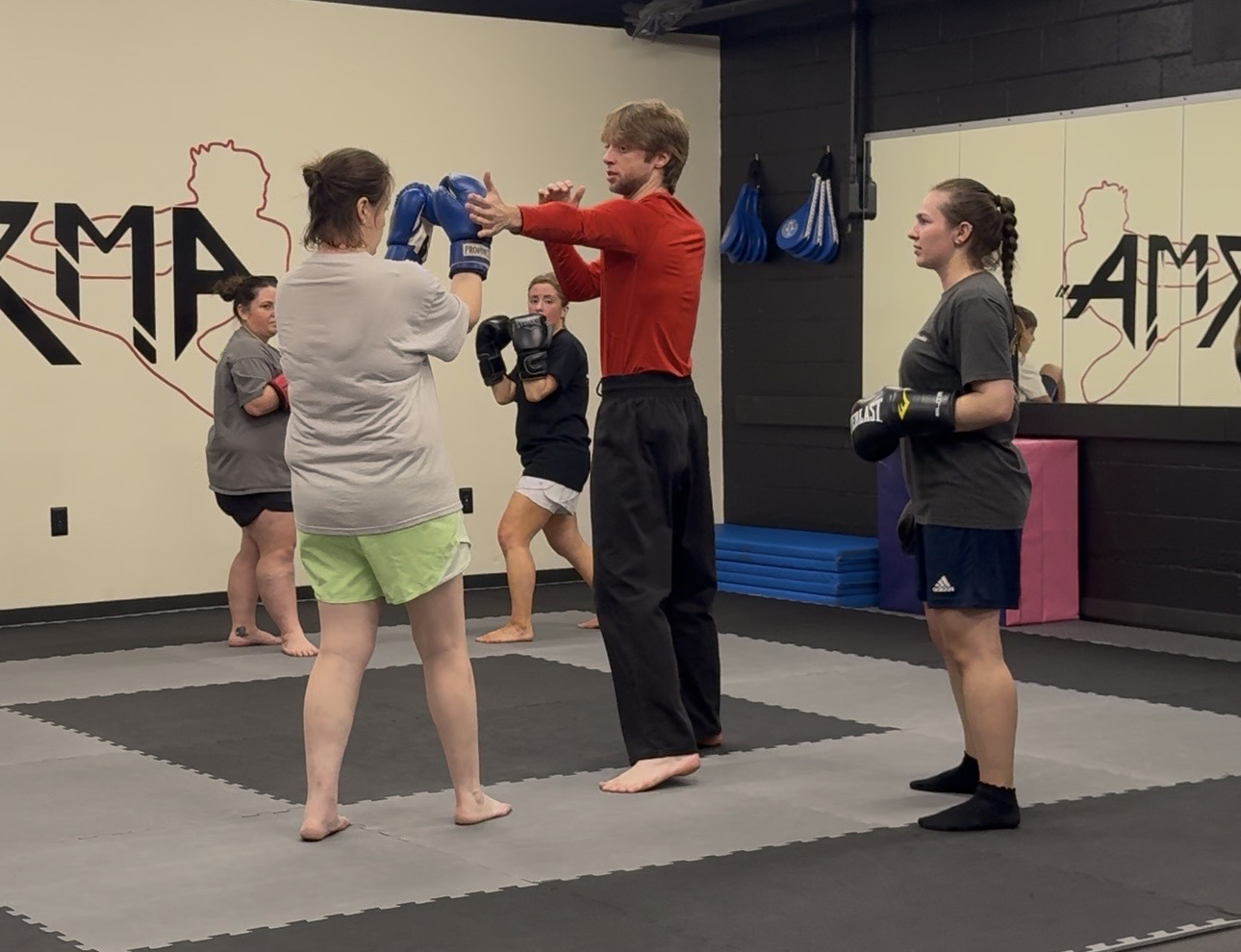 Women's Kickboxing
